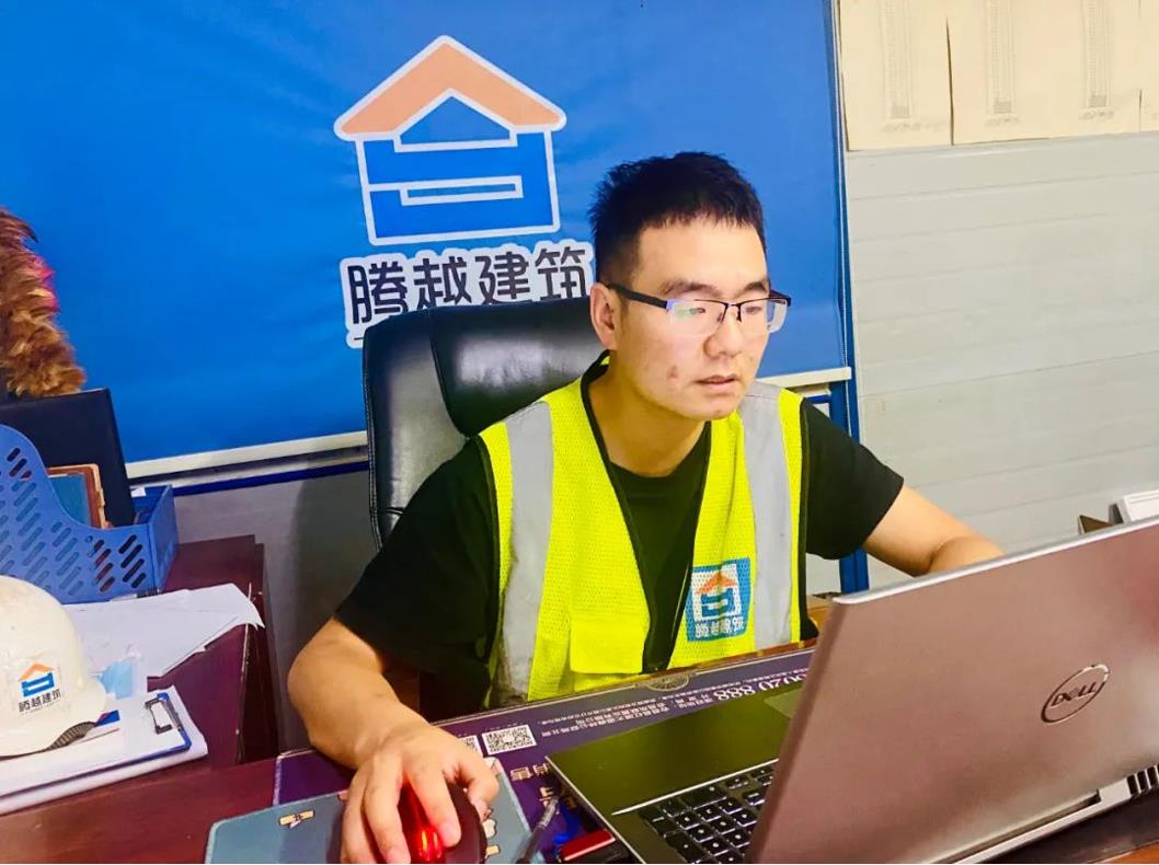 先鋒人物|擇一事、專一業的工地“超級鐵人”